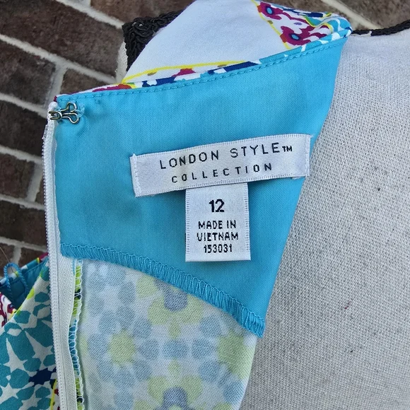 London Style Colorful Geometric Print Dress Size 12 Sleeveless Midi Summer Dress - Picture 8 of 11